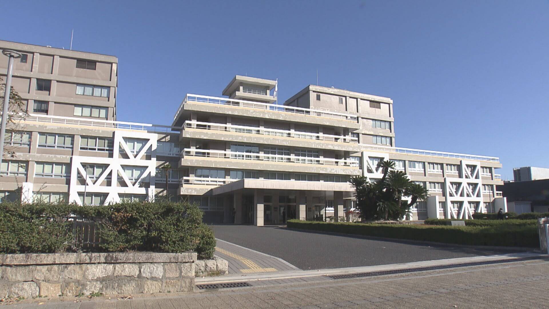 元小学校教師に懲役１年求刑…勤務先の学校でも…広島